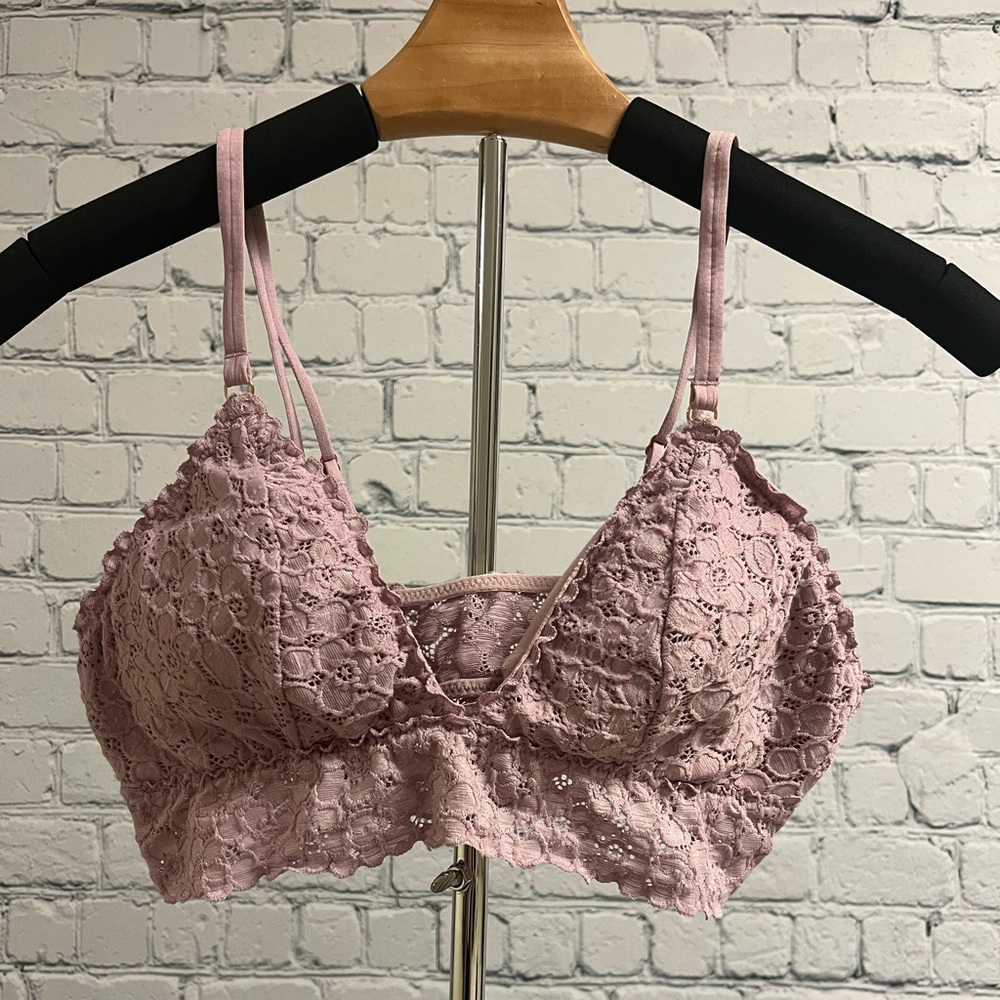 Aerie blush pink lace triangular bralette size M